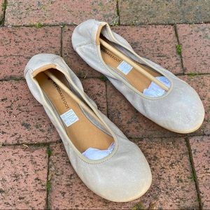 VivoBarefoot flats